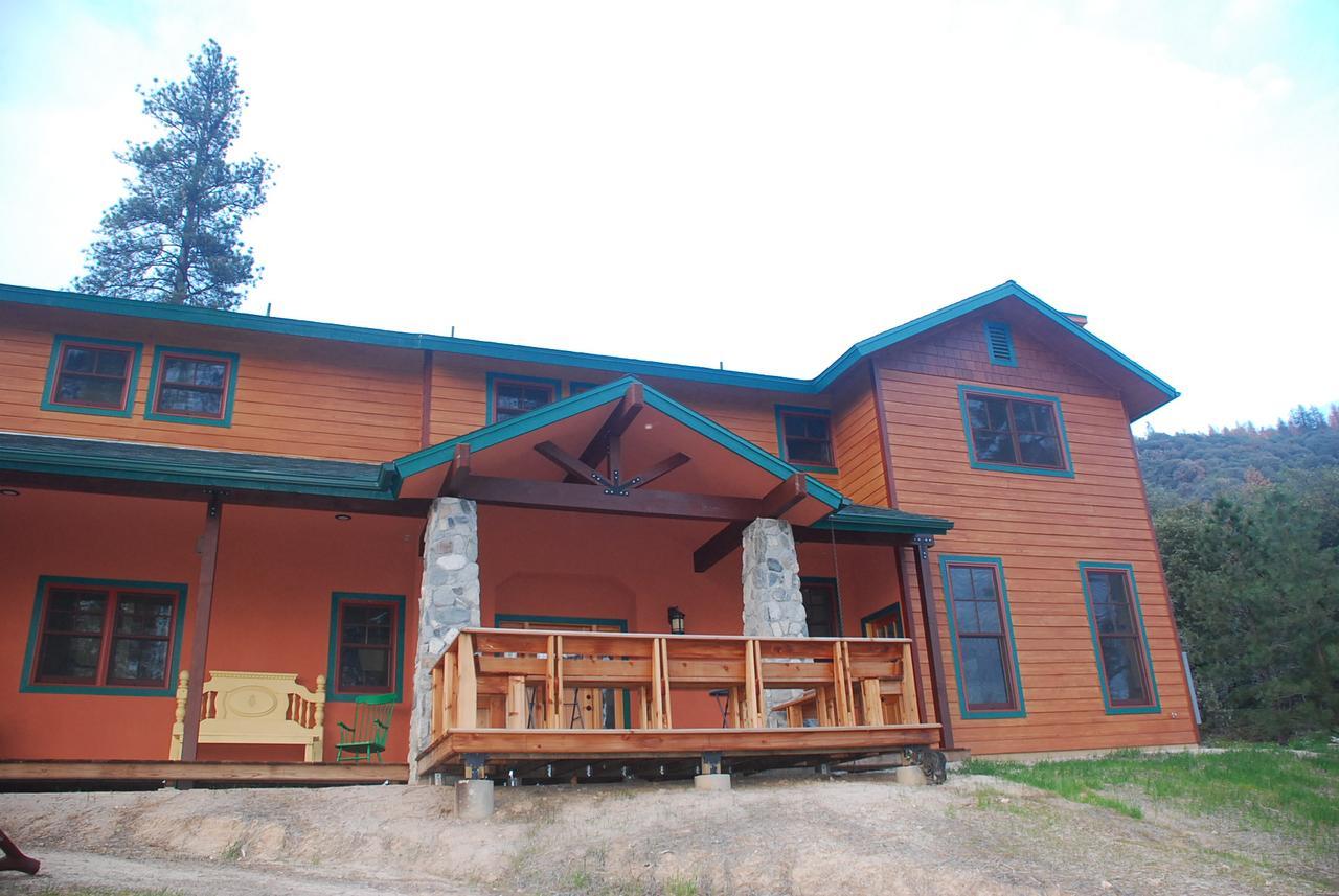 Sierra Trails Inn Mariposa Exterior photo